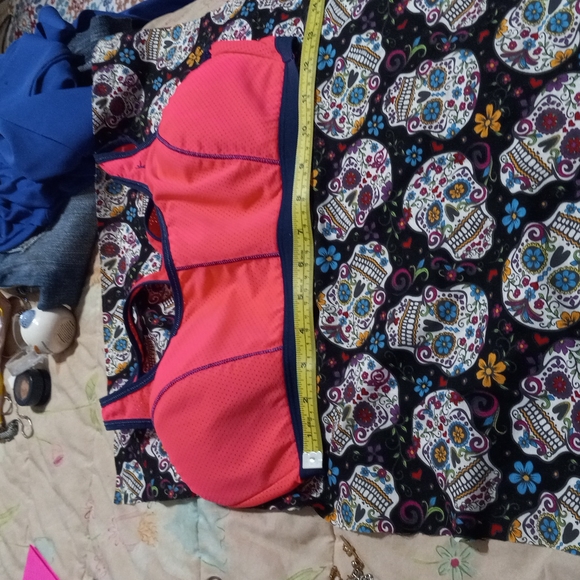 DANSKIN NOW SPORTS-BRA SIZE  It's marked2xl/2 xg . - Picture 5 of 5